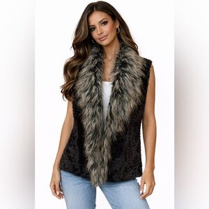 Elegant Fashion By Yelena Faux Fur Lined Vest Missing Size PTP 20”